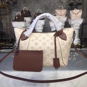 Best 1:1 Louis Vuitton original Mahina Leather Tote Bag 54351 cream HV09024eT55