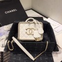 Chanel Original Small Sheepskin cosmetic bag AS1785 white HV06409hT91