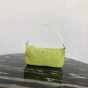 Designer Prada Re-Edition nylon Tote bag 1N1419 green HV03484vs94