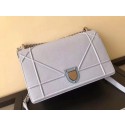 DIORAMA FLAP BAG IN GREY GRAINED CALFSKIN WITH LARGE CANNAGE DESIGN M0422 HV03967Pf97
