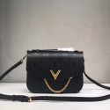 Replica Best Quality Louis Vuitton original VERY MESSENGER leather M53382 black HV01215Rf83