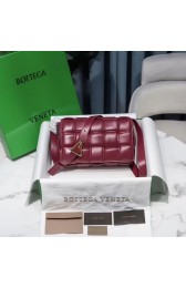 First-class Quality Bottega Veneta PADDED CASSETTE BAG 591970 Burgundy HV10478xO55