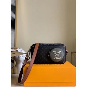 Imitation Louis Vuitton Original Clutch bag M68688 HV09482uq94