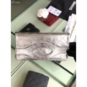 Knockoff Chanel 31 pouch Metallic Crumpled Goatskin & Silver-Tone Metal A70520 Silver HV05343eF76